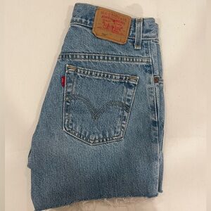 Levi’s Mid-Thigh Jean Shorts